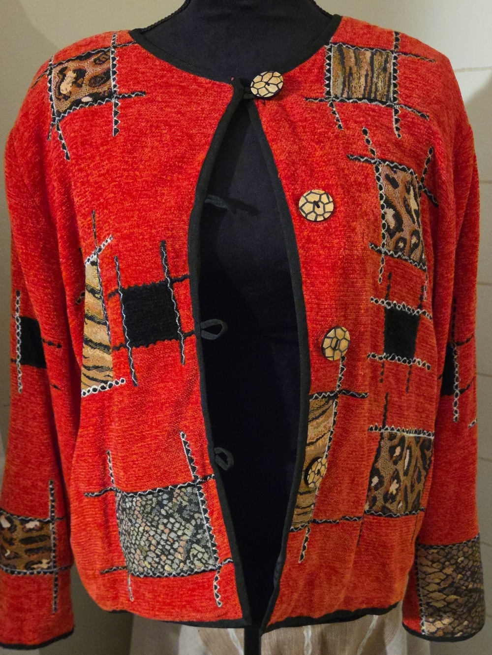 90s VINTAGE VTG ALLURE LATE CHENILLE ANIMAL PRINT PATCHWORK ART TO WEAR JACKET